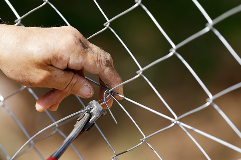 Chain Link Fence Repair