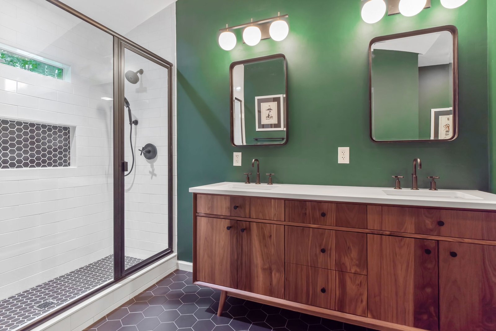 Transform Your Space: The Allure of Mid Century Modern Bathroom