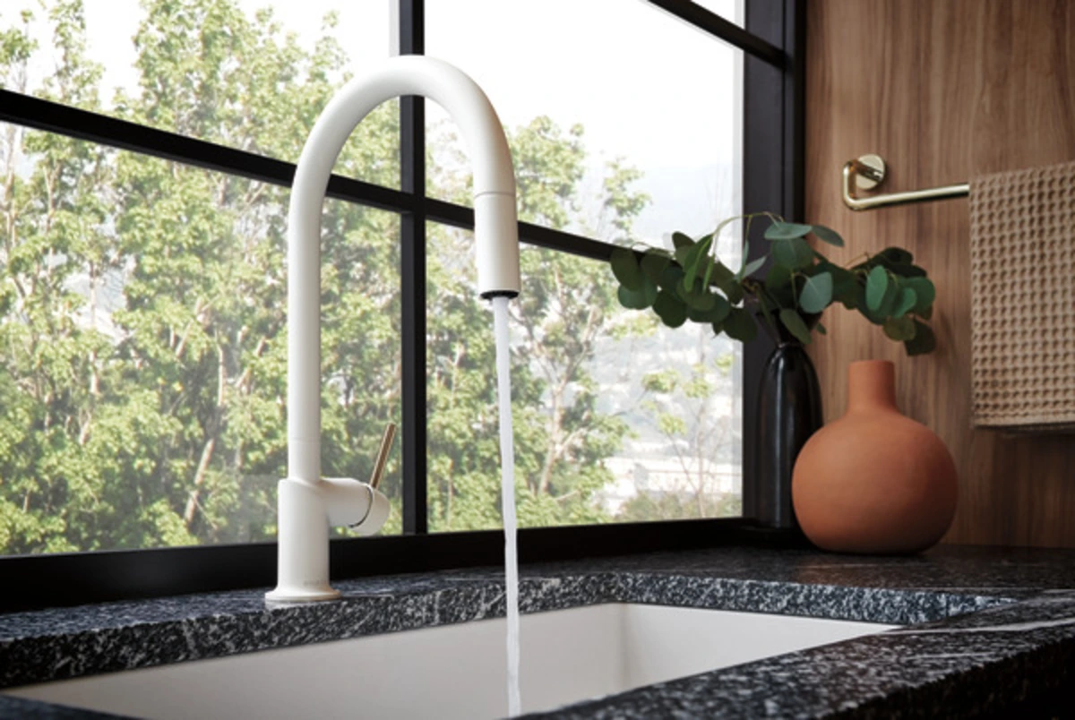 Touchless Kitchen Faucet